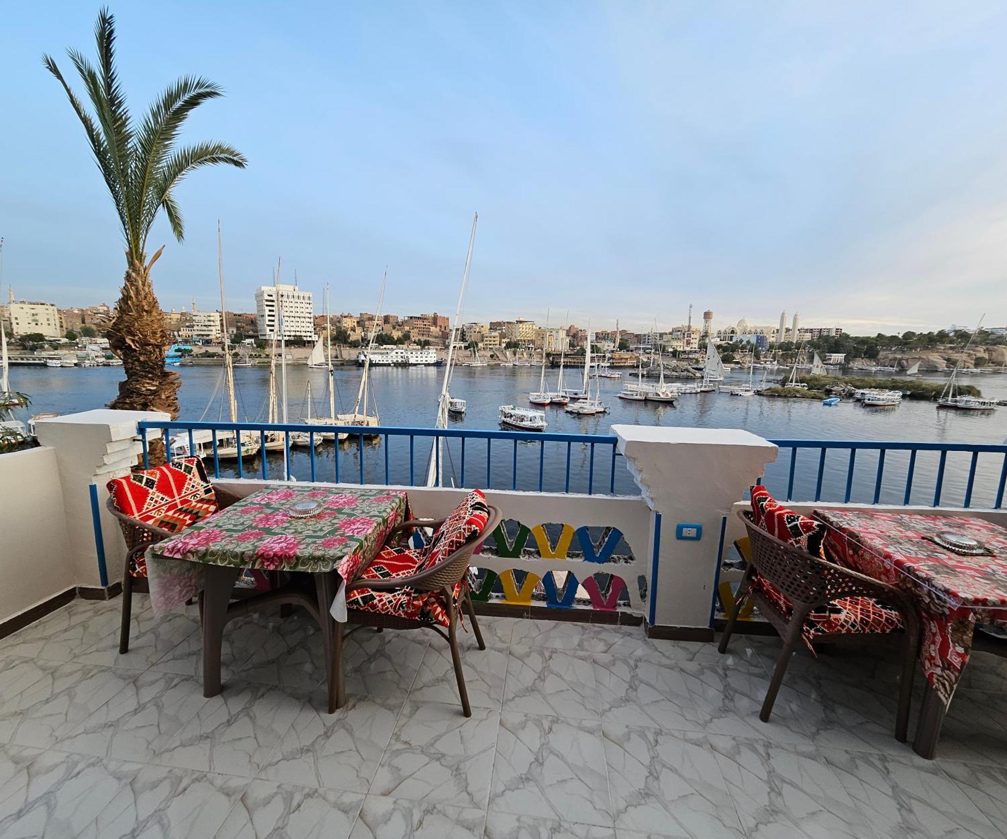 La Terrace Otel Asvan Dış mekan fotoğraf